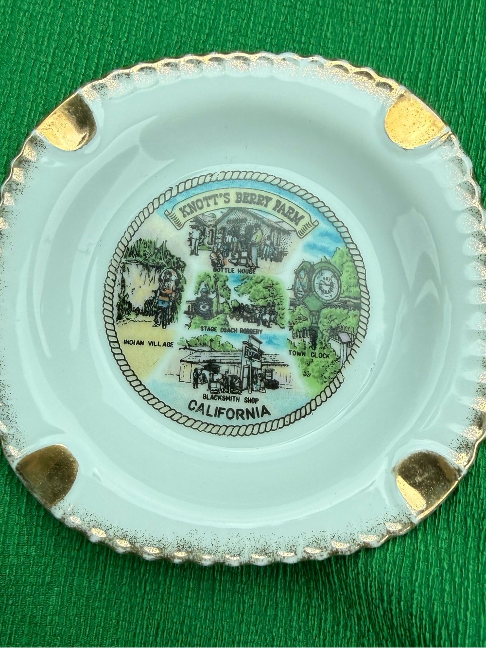 Vintage Knott’s Berry Farm California Ashtray